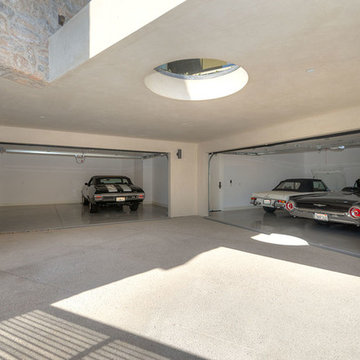Swallow Dr. Project: Minimalist contemporary exterior