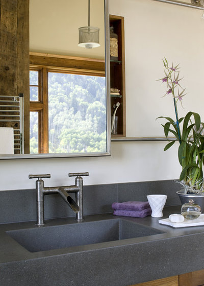 Contemporary Bathroom by Studio 80 Interior Design