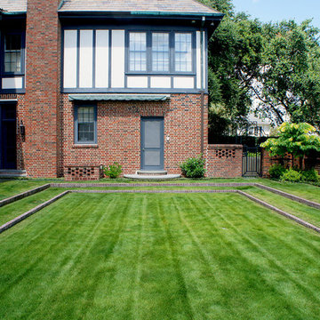 English Contemporary Estate - Historic Courtlandt Place, Houston