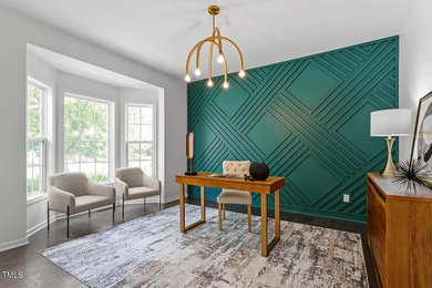 Example of a home office design in Raleigh