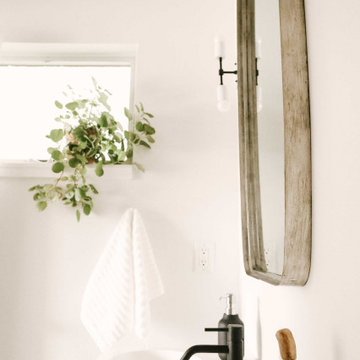 Mid-century Bathroom