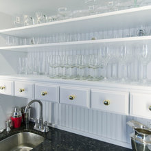 Wet Bar - dining room - Belfair
