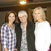 Laura Walkers foto