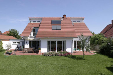 Design ideas for a traditional exterior in Hanover.