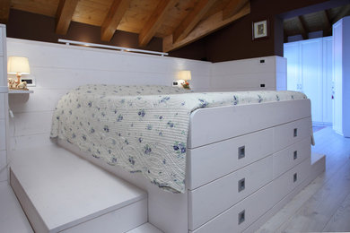Ispirazione per una camera da letto contemporanea