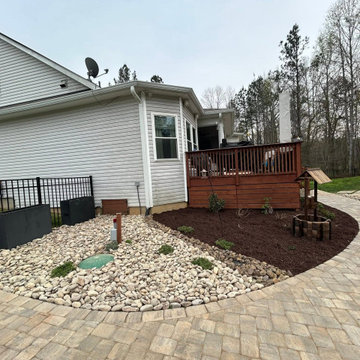Custom Turf Landscape Area with Stone Border