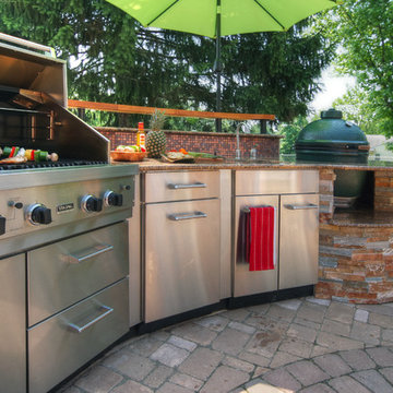 Outdoor Kitchen