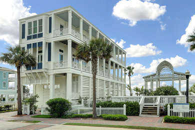 Exterior home idea in Houston