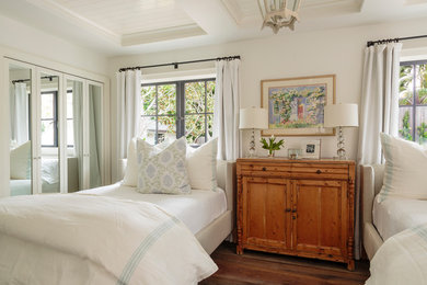 Beach style bedroom photo in Orange County