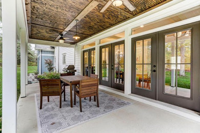 Country porch idea in Columbus