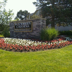Superior Lawn Care Snow Removal Ann Arbor Mi Us 48197 Apartment Complex Landscaping