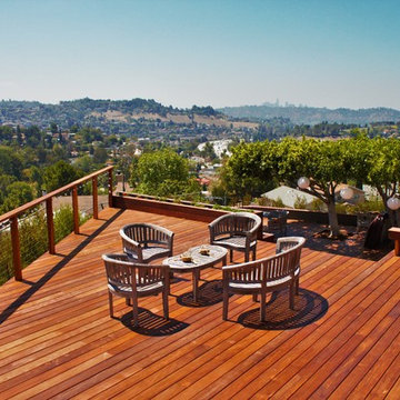 IPE Split level deck with Lighted stairs and stainless steel cable railing