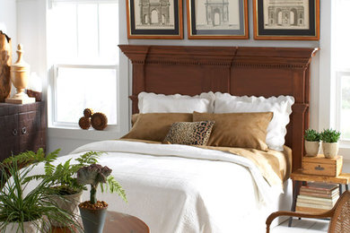 Bedroom - tropical bedroom idea