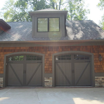 Attached Garage
