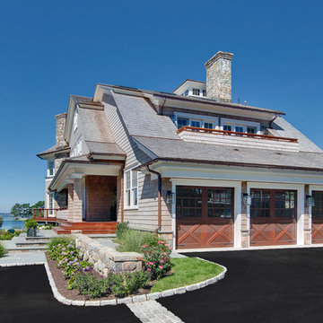 Costal classic Contemporary interpretation