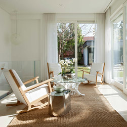 Houndstooth Villa - Windows And Doors
