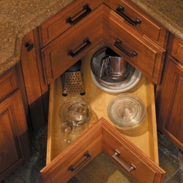 Starmark Cabinetry