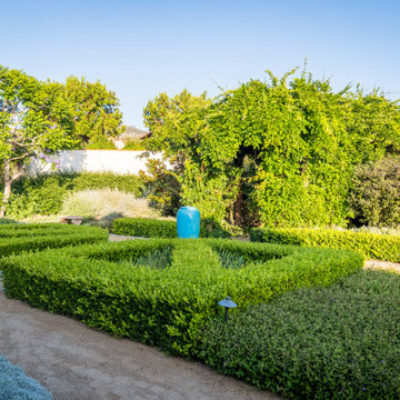 Rancho Santa Fe, Parterre Gardens