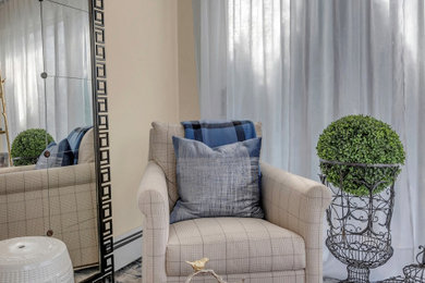 Inspiration for a transitional sunroom remodel in New York
