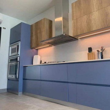 Full Length Cabinet Elevation – Continuous Base & Upper Cabinet Line