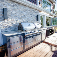 Outdoor Kitchen
