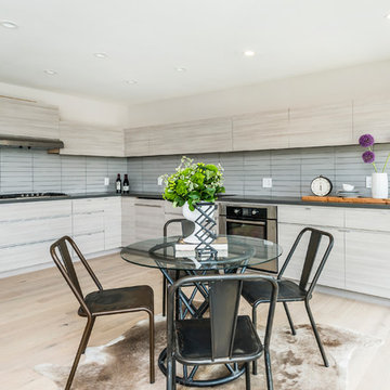 BUDGET KITCHENS
