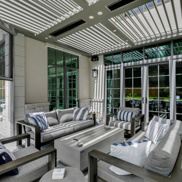Central Calgary StruXure Adjustable Pergola with Phantom Motorized Screens
