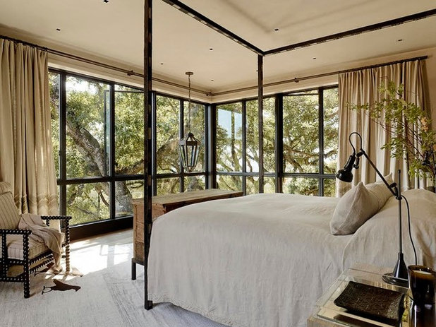 Mediterranean Bedroom by Ken Linsteadt Architects