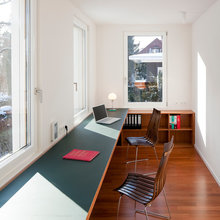 Schreibtisch