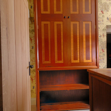 Boot Cupboard - The North Canonry, Salisbury