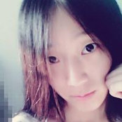 Qing Hes foto