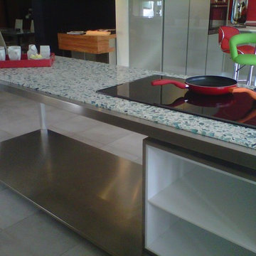 Vetrazzo Floating Blue (CUCINE RICCI)