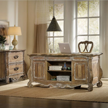 Hooker Furniture Chatelet Executive Desk in Caramel Froth