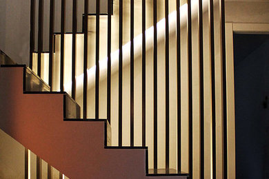 ミラノにあるおしゃれな階段の写真