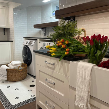 CHEVY CHASE PRINCIPLE BEDROOM & LAUNDRY ROOM