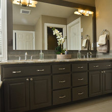 Boys Jack/Jill Bathroom