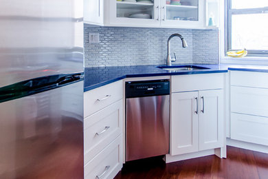 Inspiration for a small contemporary kitchen remodel in New York