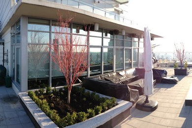 Example of a trendy patio design in Vancouver