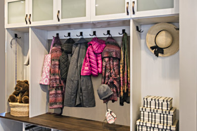 Inspiration for an entryway remodel in Chicago
