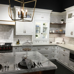 Galleries & Displays - Kitchen Island Lighting
