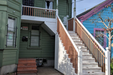 Example of an arts and crafts staircase design in San Francisco