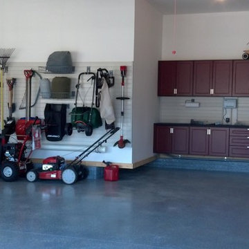 Absolute Garage - Wall Storage