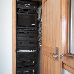 A Team Effort - Home Electronics