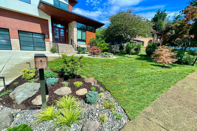 Inspiration for an asian landscaping.