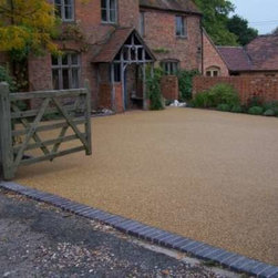Resin Bound surfacing Driveways, driveway resin bound paving,  Bamford, Grindlef - Landscaping Stones And Pavers