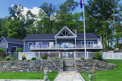 Exterior home idea in Bridgeport