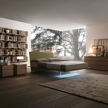 Plana Lacuered Bed by Presotto, Italy