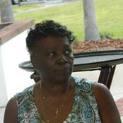 Mae Johnsons foto