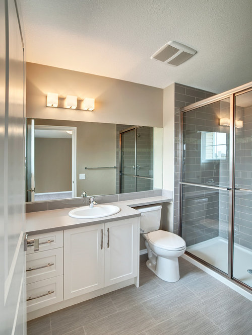Contemporary Calgary Bathroom Design Ideas, Remodels & Photos
