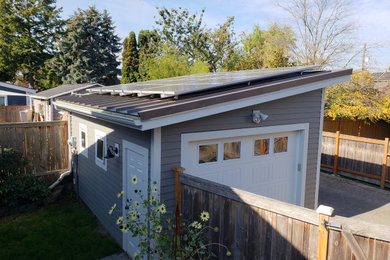 Garage - craftsman garage idea in Seattle